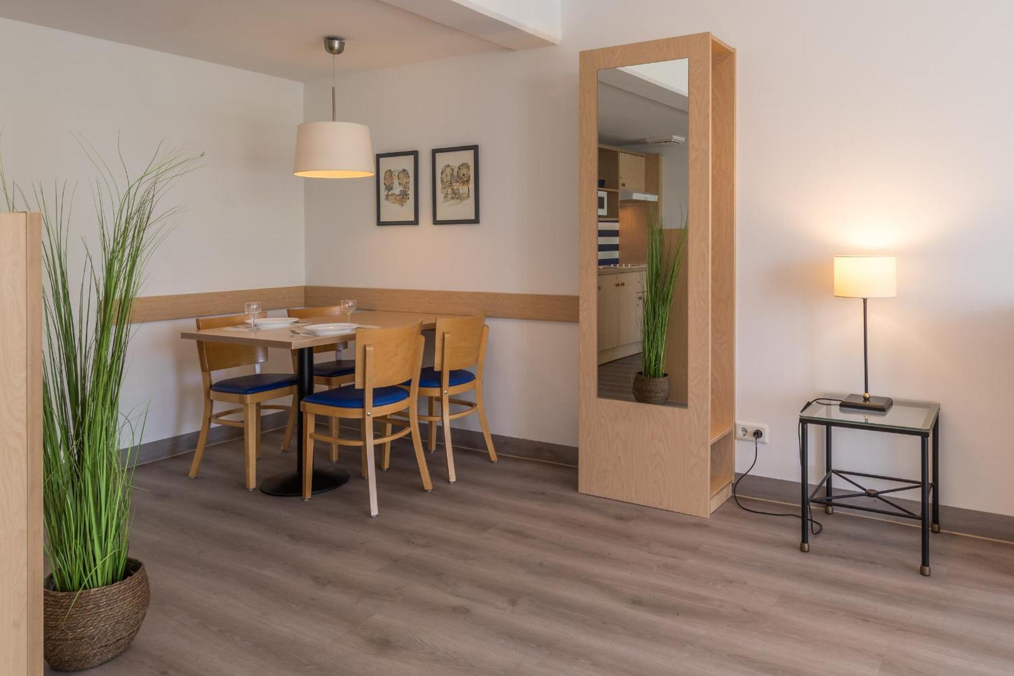 Seebaer Mit Terrasse Zingst Εξωτερικό φωτογραφία